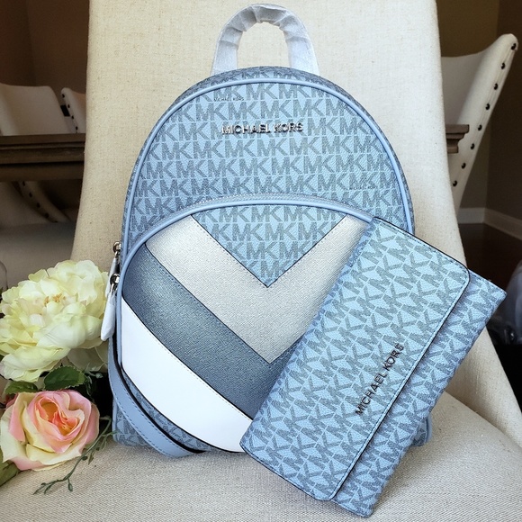 Michael Kors Handbags - 🎒Michael Kors Abbey Backpack and Wallet set blue